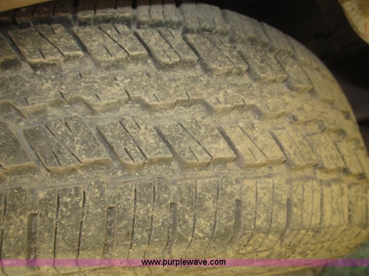 image for item F7131 2003 Ford Ranger XL Ext. Cab pickup truck