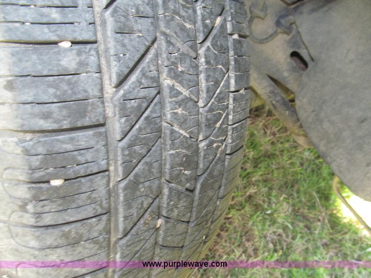 image for item F7131 2003 Ford Ranger XL Ext. Cab pickup truck