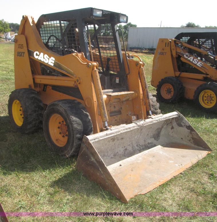 image for item F7135 Case 85XT skid steer