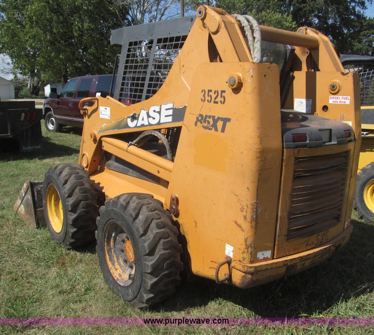 image for item F7135 Case 85XT skid steer