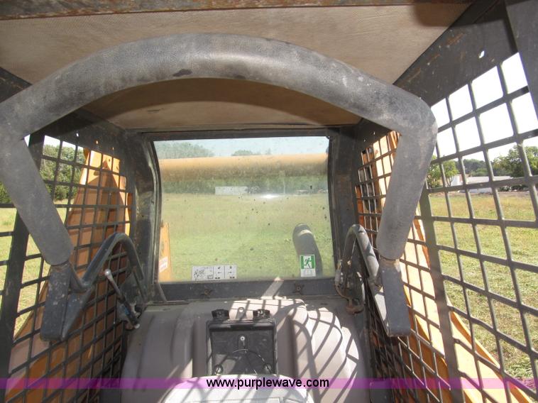 image for item F7135 Case 85XT skid steer