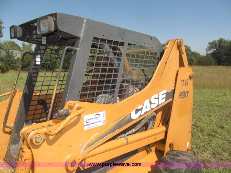 image for item F7135 Case 85XT skid steer