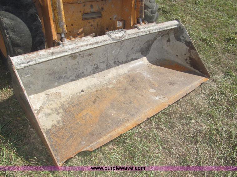 image for item F7135 Case 85XT skid steer