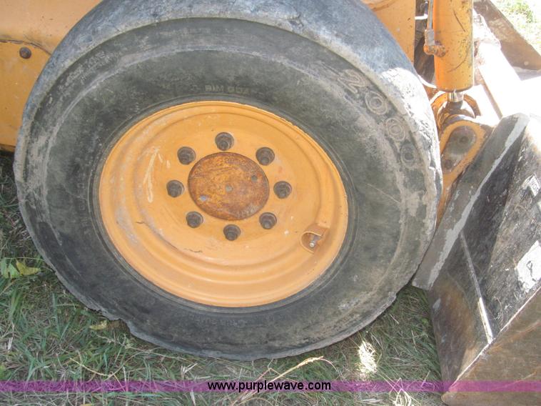 image for item F7135 Case 85XT skid steer