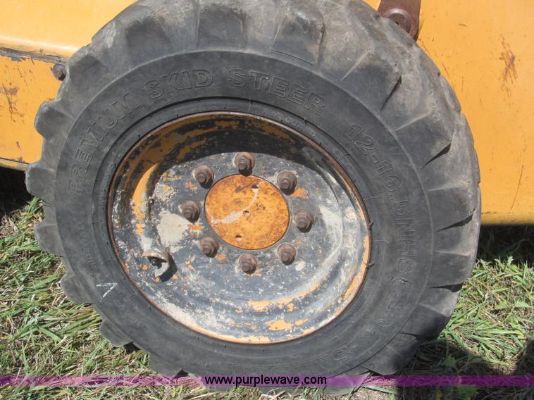 image for item F7135 Case 85XT skid steer