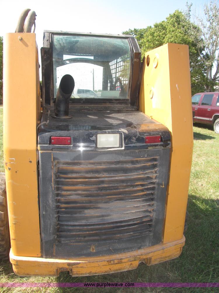 image for item F7136 Case 90XT skid steer
