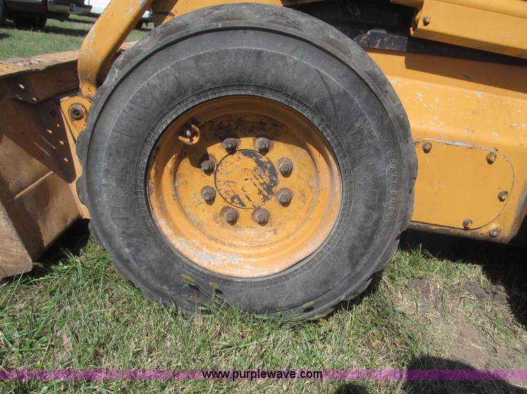 image for item F7136 Case 90XT skid steer