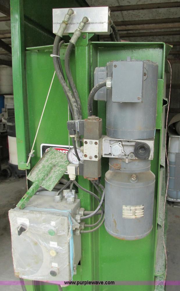 image for item G9230 Olympic 904 cardboard baler