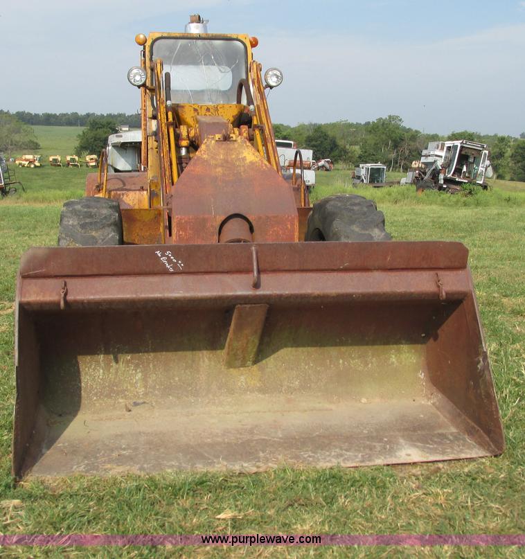 image for item G9438 Scoopmobile LD-7A articulated wheel loader