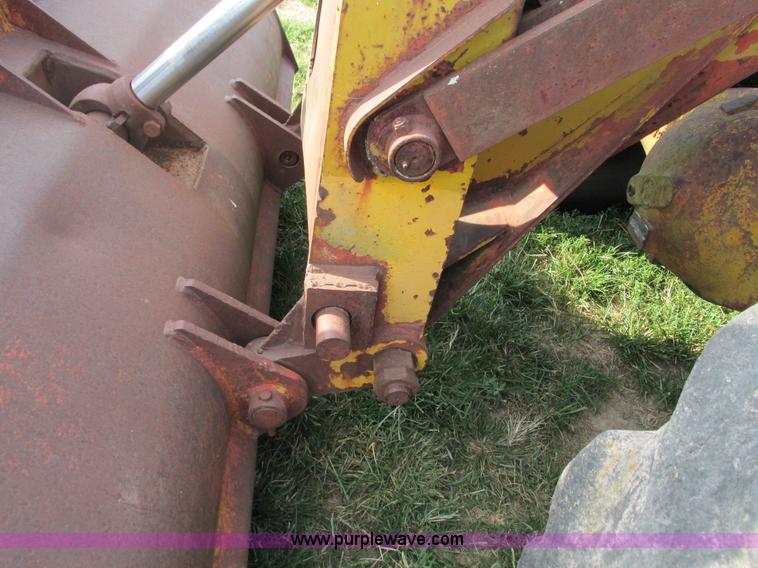 image for item G9438 Scoopmobile LD-7A articulated wheel loader