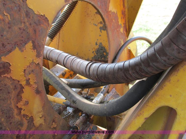 image for item G9438 Scoopmobile LD-7A articulated wheel loader