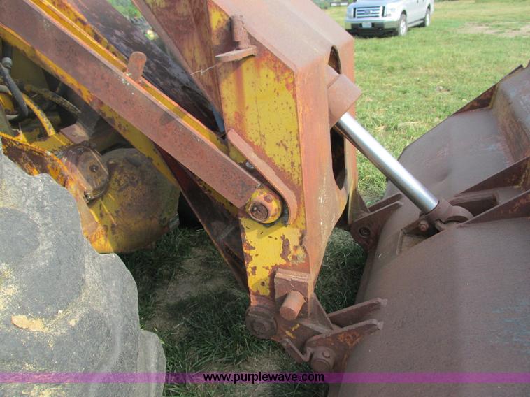 image for item G9438 Scoopmobile LD-7A articulated wheel loader