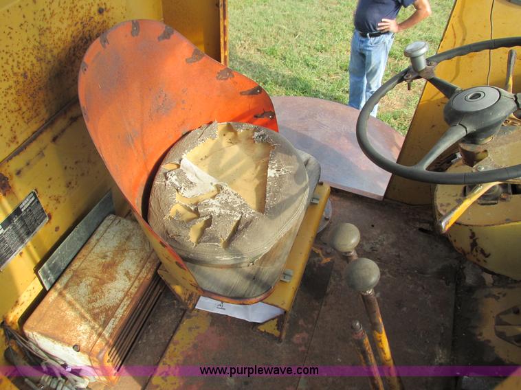 image for item G9438 Scoopmobile LD-7A articulated wheel loader