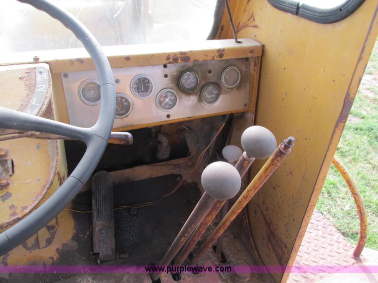 image for item G9438 Scoopmobile LD-7A articulated wheel loader