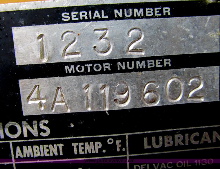 image for item G9438 Scoopmobile LD-7A articulated wheel loader