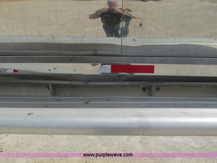 image for item G9447 1995 Walker stainless steel tanker trailer