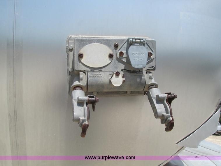 image for item G9447 1995 Walker stainless steel tanker trailer