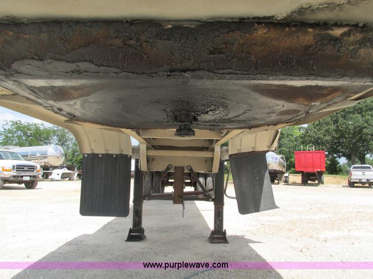 image for item G9447 1995 Walker stainless steel tanker trailer