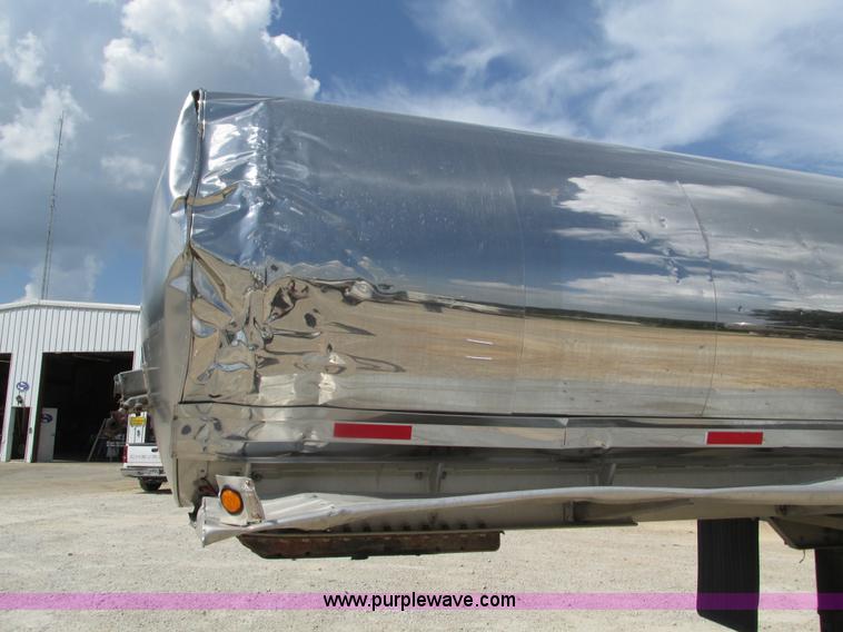 image for item G9447 1995 Walker stainless steel tanker trailer