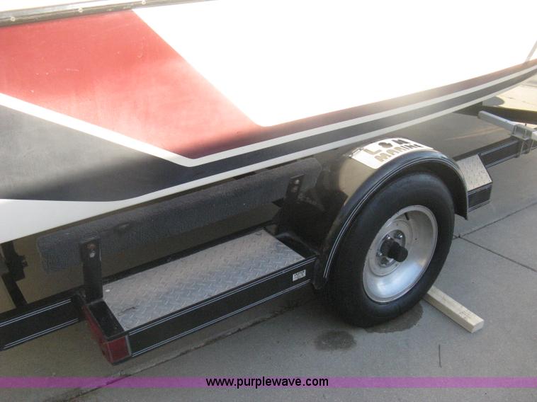 image for item H6332 1989 Baja Islander 190 boat