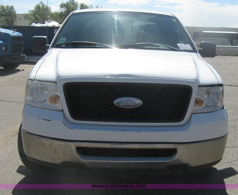 image for item H6351 2006 Ford F150 XLT SuperCab pickup truck