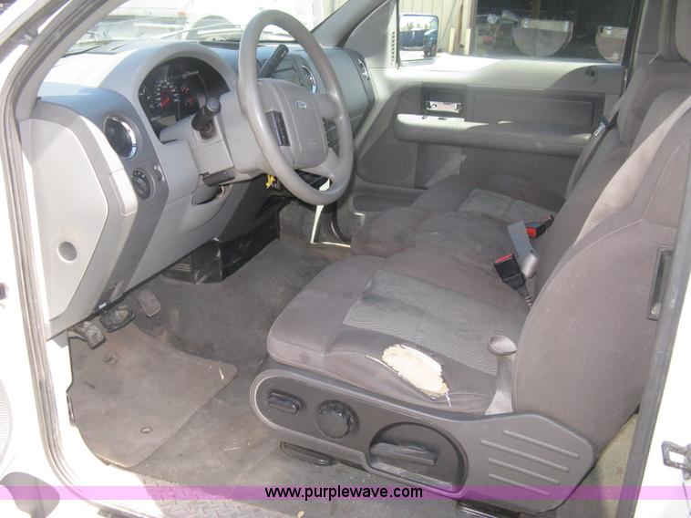 image for item H6351 2006 Ford F150 XLT SuperCab pickup truck