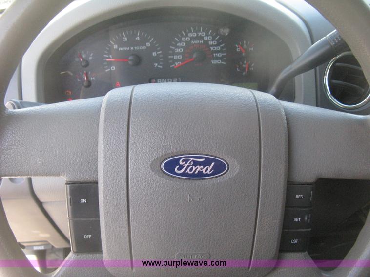 image for item H6351 2006 Ford F150 XLT SuperCab pickup truck