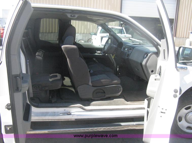 image for item H6351 2006 Ford F150 XLT SuperCab pickup truck