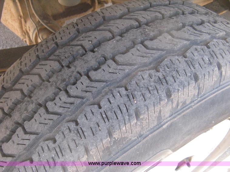 image for item H6351 2006 Ford F150 XLT SuperCab pickup truck