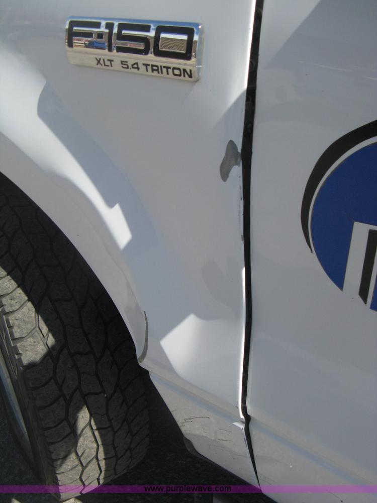 image for item H6351 2006 Ford F150 XLT SuperCab pickup truck