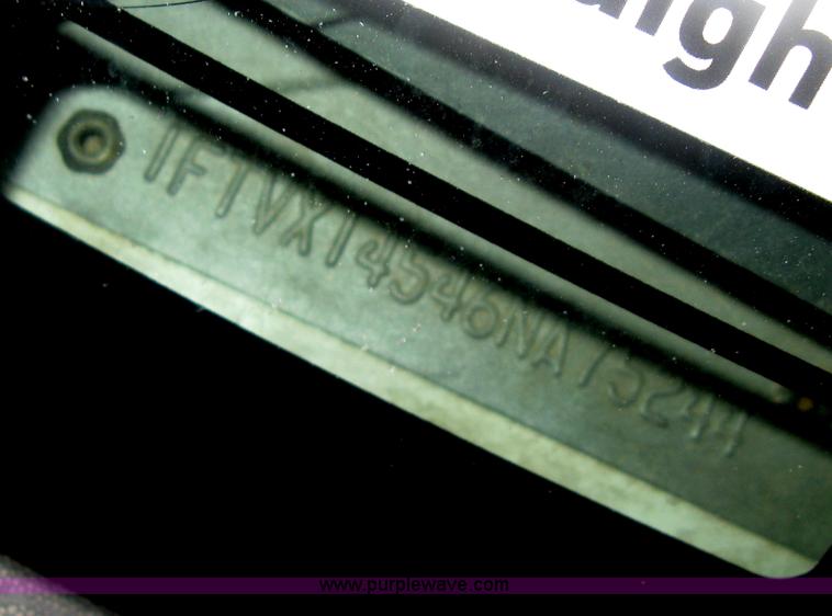 image for item H6351 2006 Ford F150 XLT SuperCab pickup truck