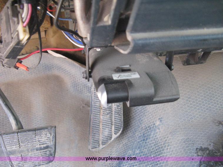 image for item H6352 1994 Chevrolet Silverado 3500HD rollback truck