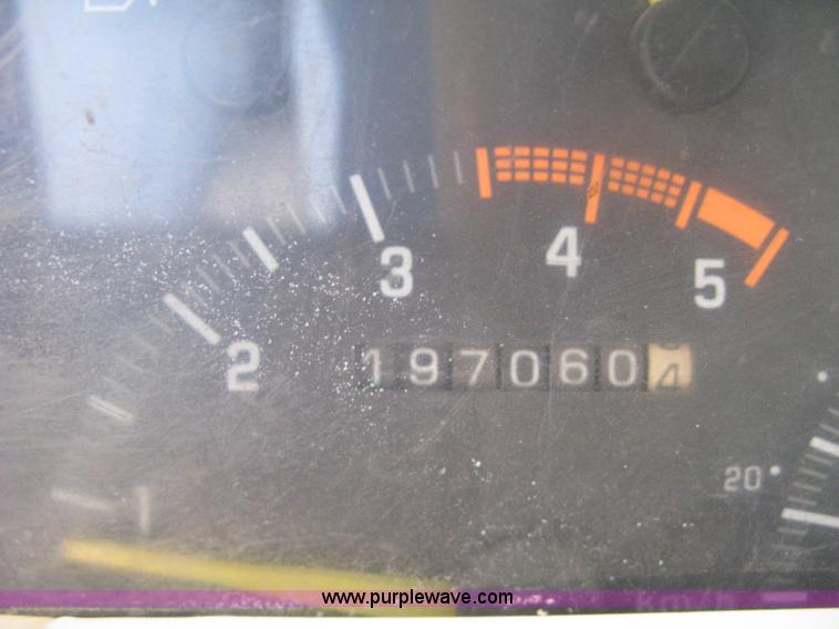 image for item H6352 1994 Chevrolet Silverado 3500HD rollback truck