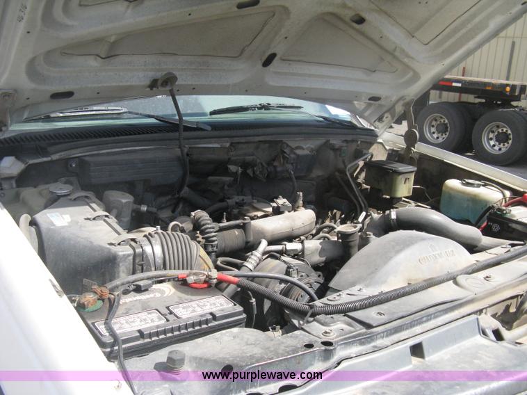 image for item H6352 1994 Chevrolet Silverado 3500HD rollback truck