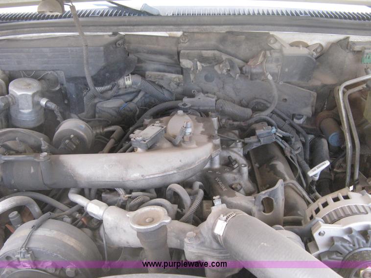 image for item H6352 1994 Chevrolet Silverado 3500HD rollback truck