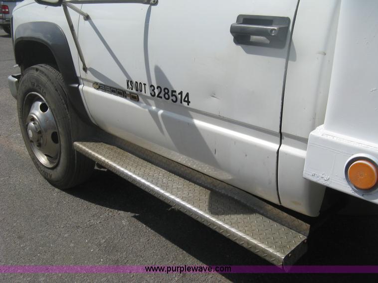 image for item H6352 1994 Chevrolet Silverado 3500HD rollback truck