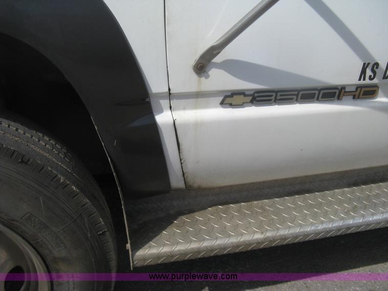 image for item H6352 1994 Chevrolet Silverado 3500HD rollback truck