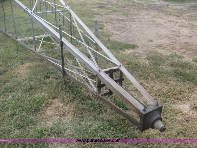 image for item H6385 Windmill tower