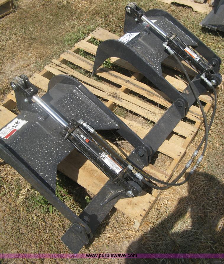 image for item H6389 Stout weld-on grapple attachment