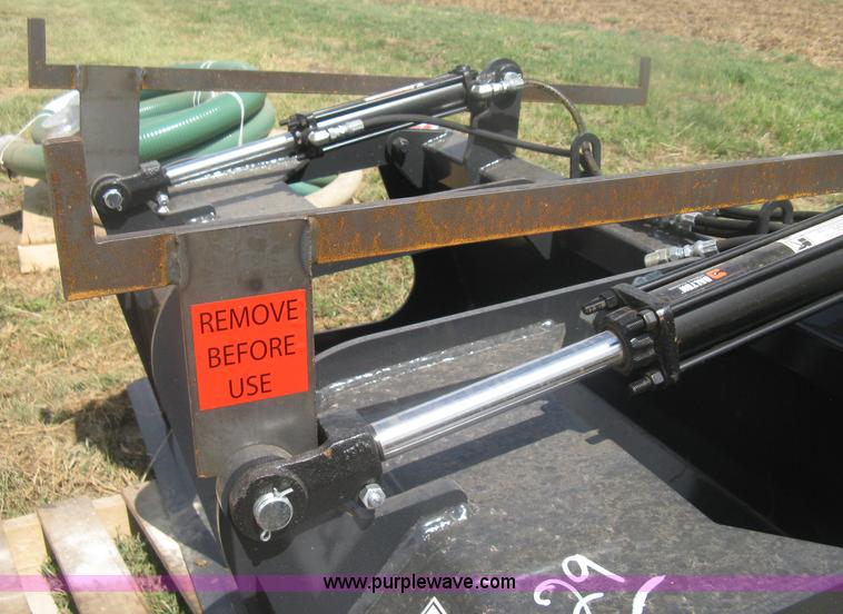 image for item H6391 Stout 72" grapple bucket