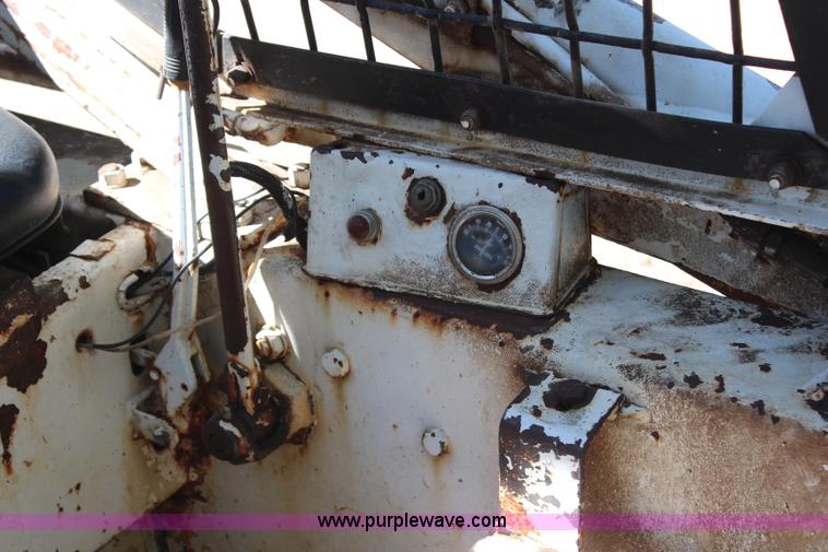 image for item H6841 Bobcat 600 skid steer