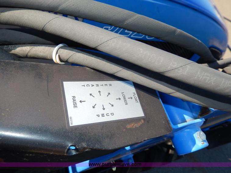 image for item I4291 2002 Lenar JL254II MFWD tractor