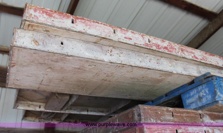 image for item AU9181 Symons concrete forms and hardware