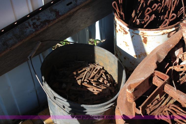 image for item AU9181 Symons concrete forms and hardware