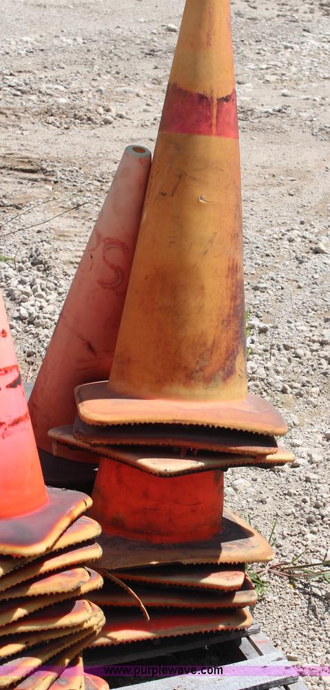 image for item AU9447 Assorted safety cones and stripping material