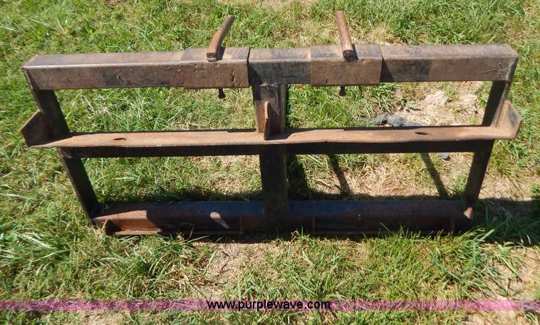 image for item B5811 2001 Gehl SL4635 skid steer