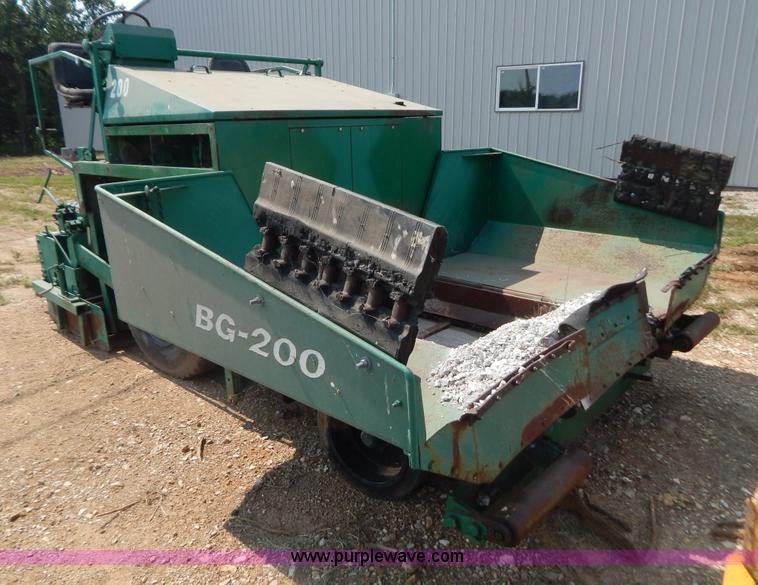 image for item B5829 Barber Greene BG200 paver