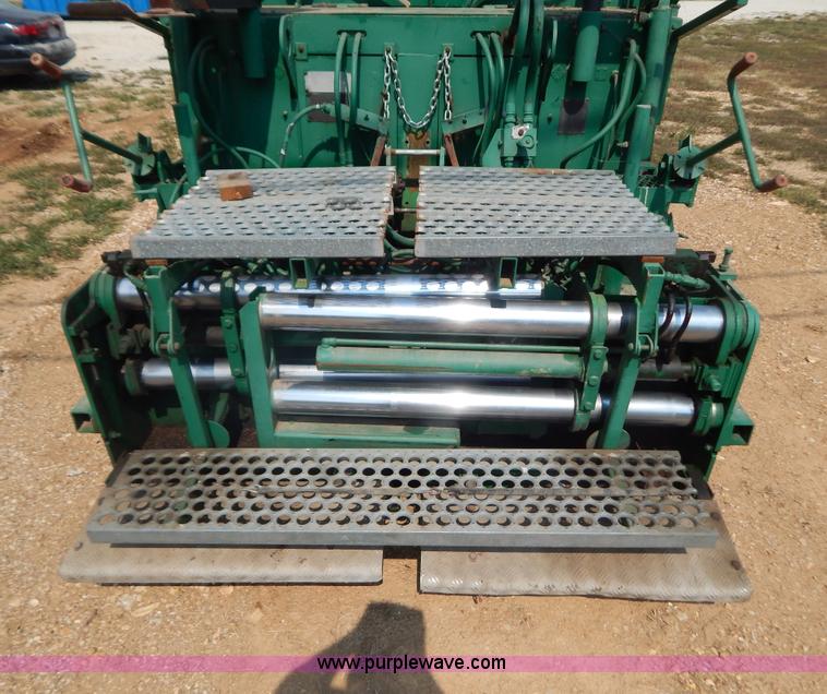 image for item B5829 Barber Greene BG200 paver