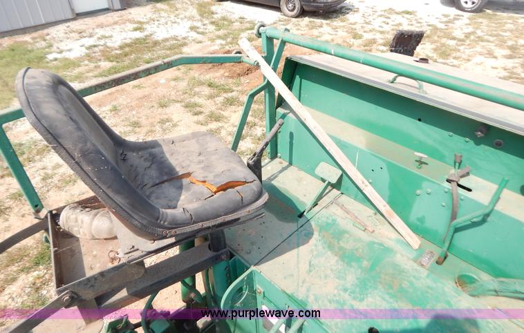 image for item B5829 Barber Greene BG200 paver