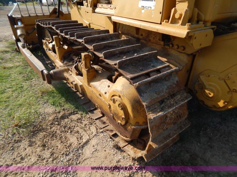 image for item B5831 1980 Caterpillar D6D dozer